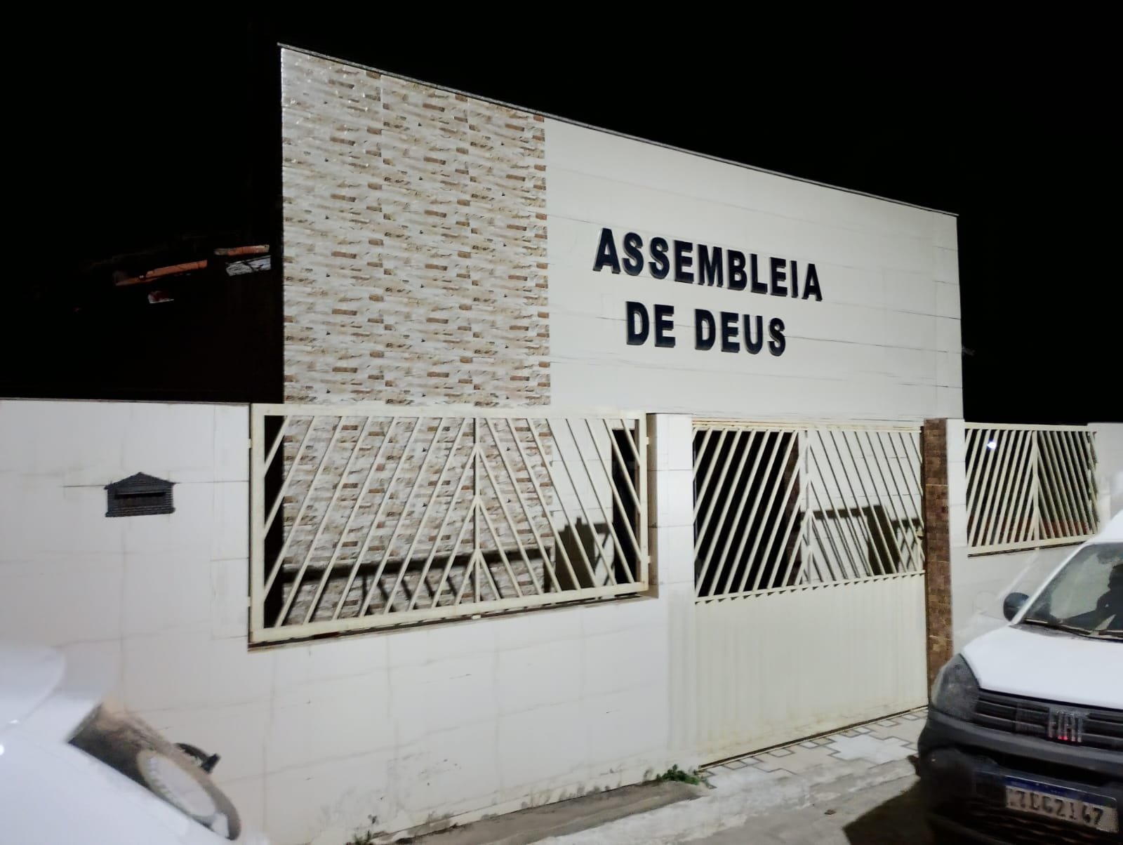 Água Boa, suas estradas e a congregação local.