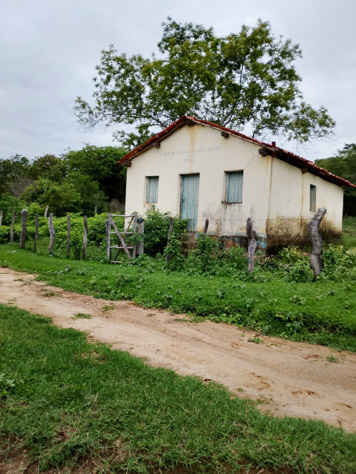 Antiga igreja da Assembleia de Deus em Ventania, local ligado ao início da obra em Cachoeira do Pajeú.